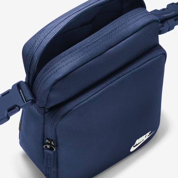 Nike Heritage Crossbody Bag - Picture 4 of 9